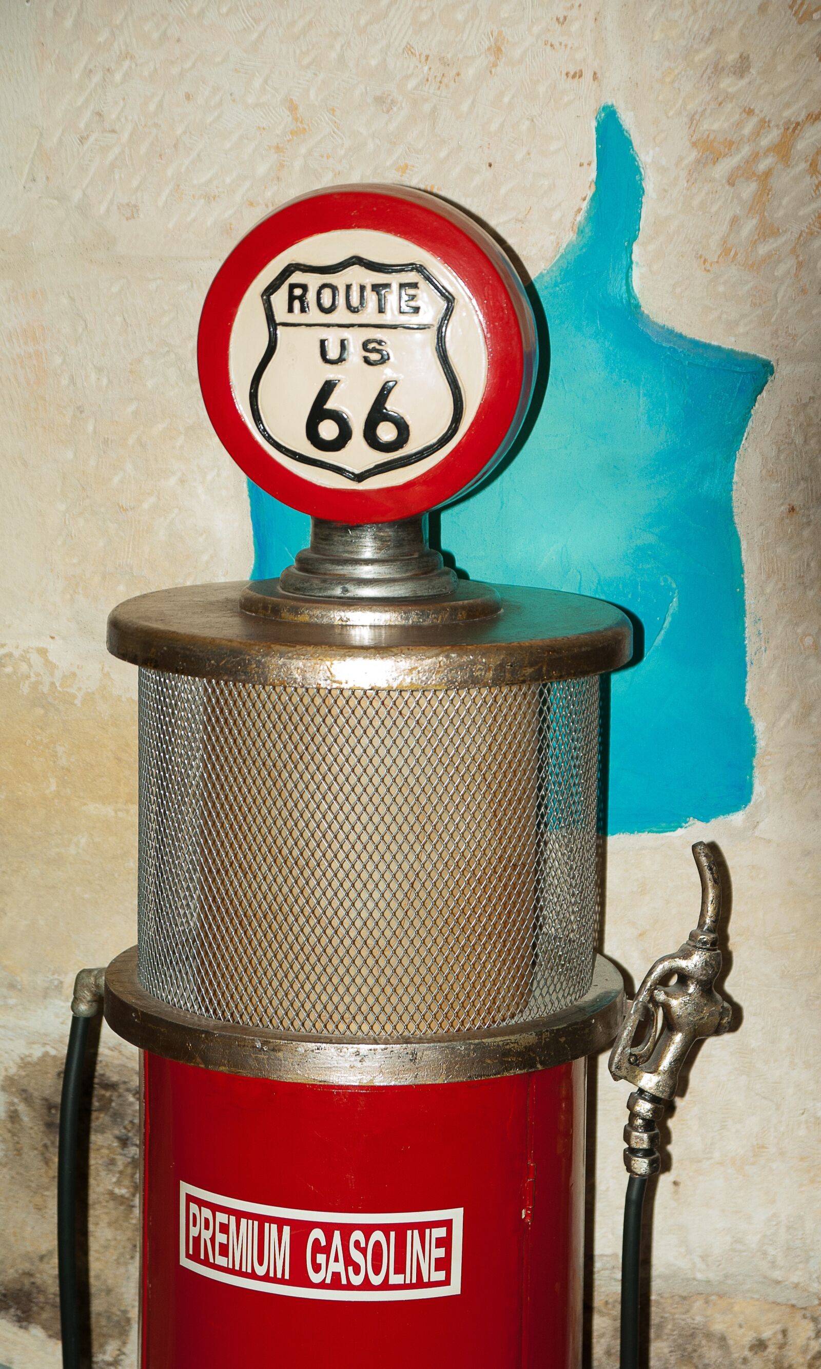 Pentax K10D sample photo. Flea market, gas pump photography