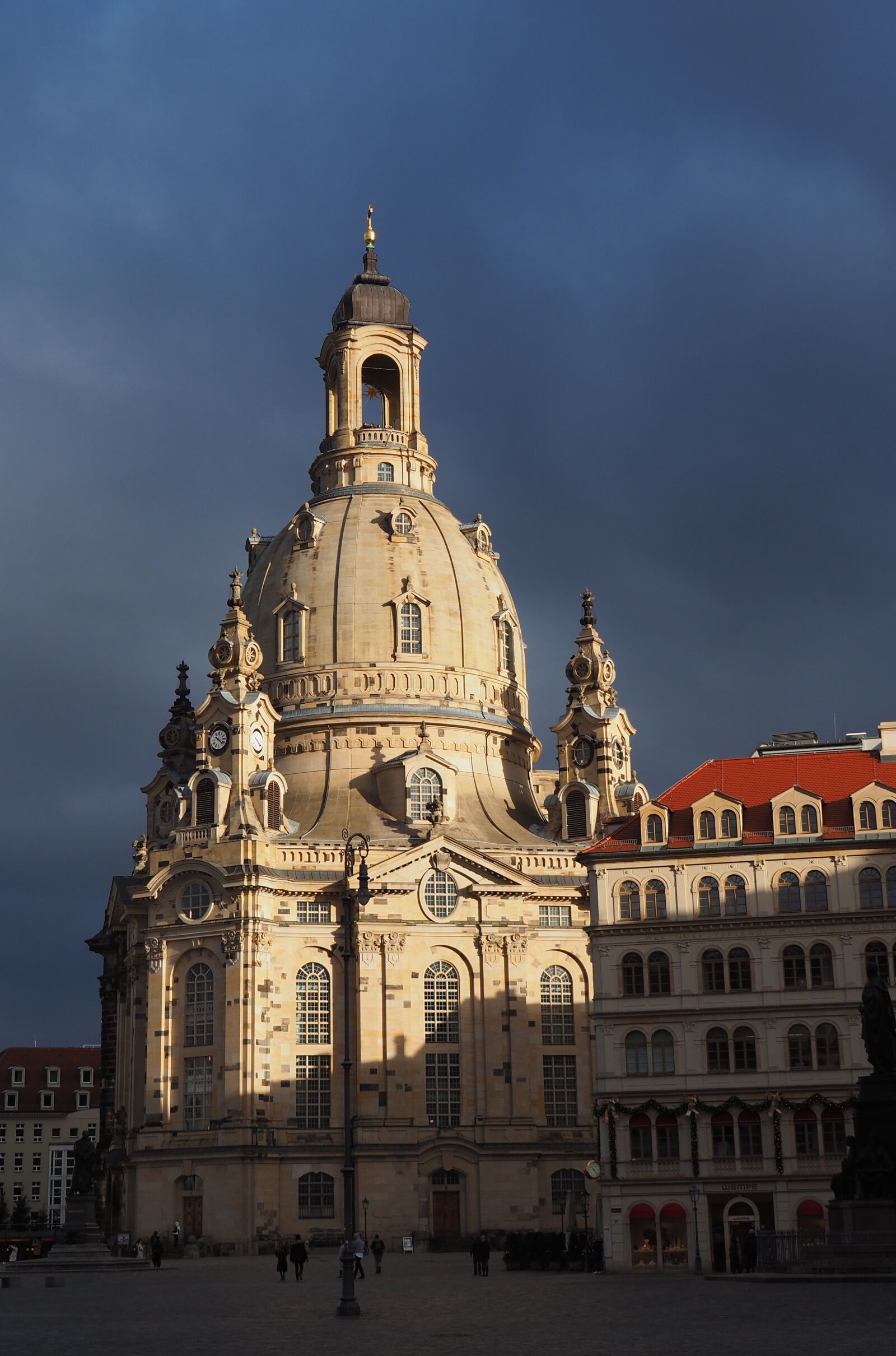Olympus OM-D E-M5 II sample photo. Dresden, church, frauenkirche photography