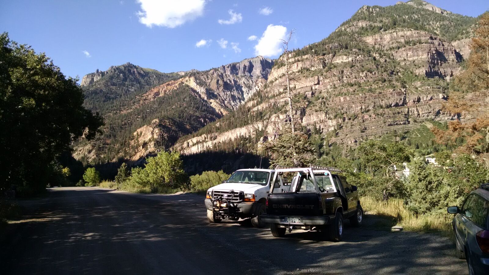 Motorola XT1080 sample photo. Dirt, road, mountains, truck photography