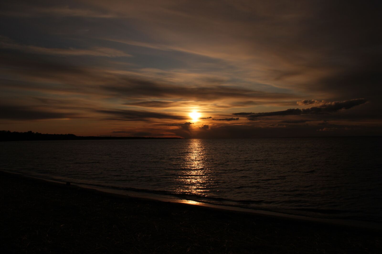 Canon EOS 550D (EOS Rebel T2i / EOS Kiss X4) sample photo. Sunset, sea, sky photography