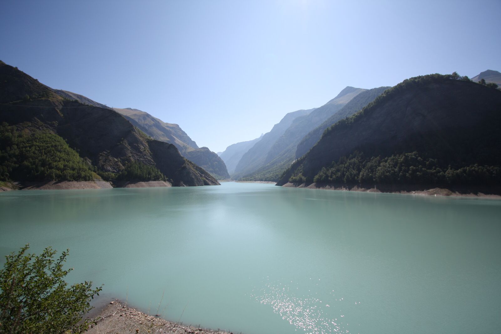 Canon EOS 450D (EOS Rebel XSi / EOS Kiss X2) sample photo. Lake, chambon, oisans photography