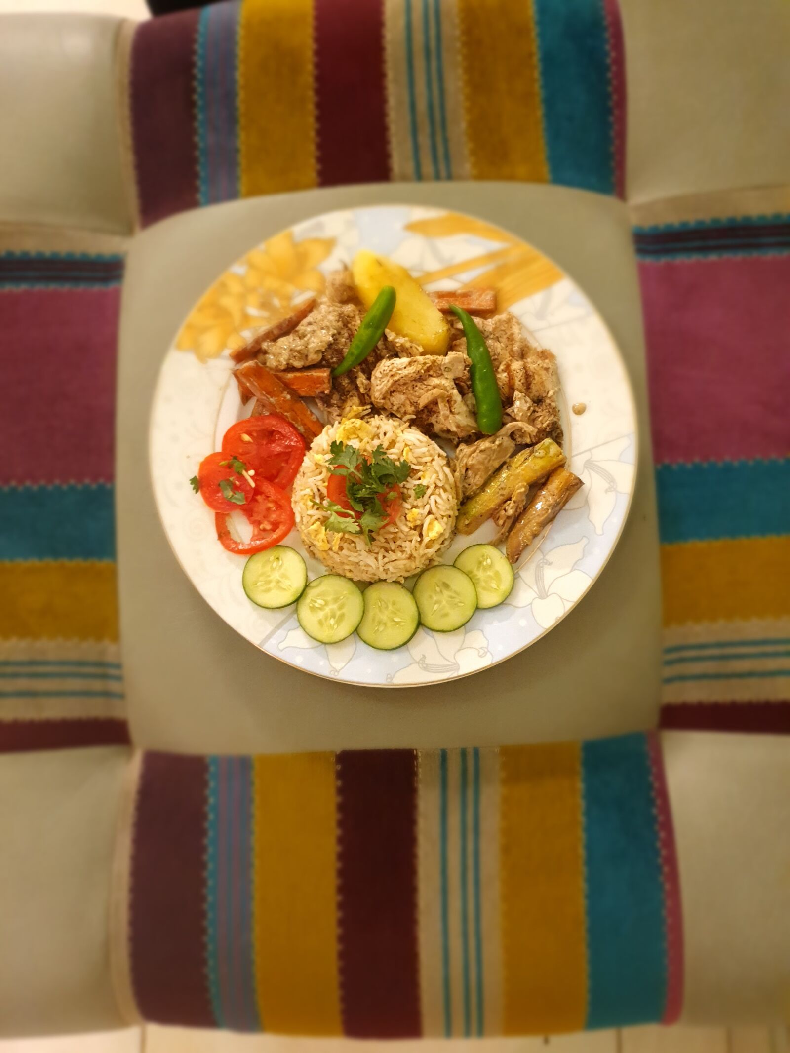 Samsung Galaxy S10 sample photo. Chicken, rice, vegetables photography