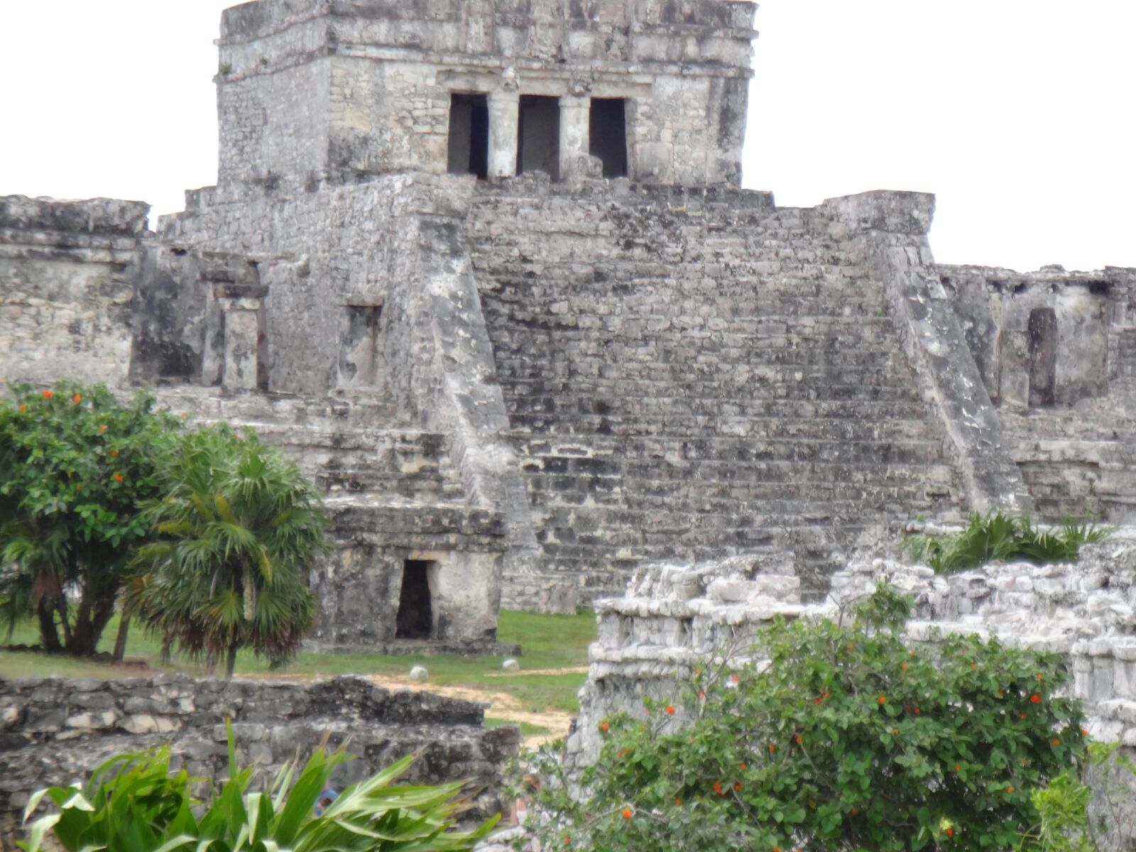 Sony Cyber-shot DSC-WX80 sample photo. Mexico, ruins, tulum photography
