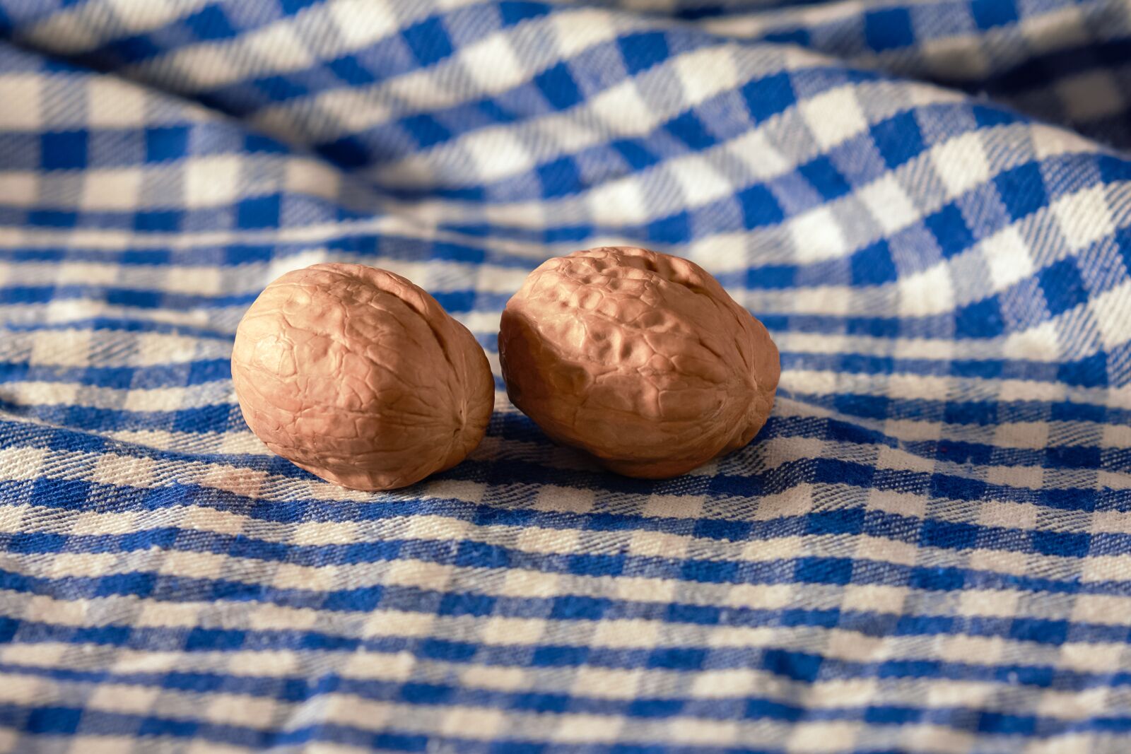 Nikon D7200 sample photo. Nuts, table, nutrition photography