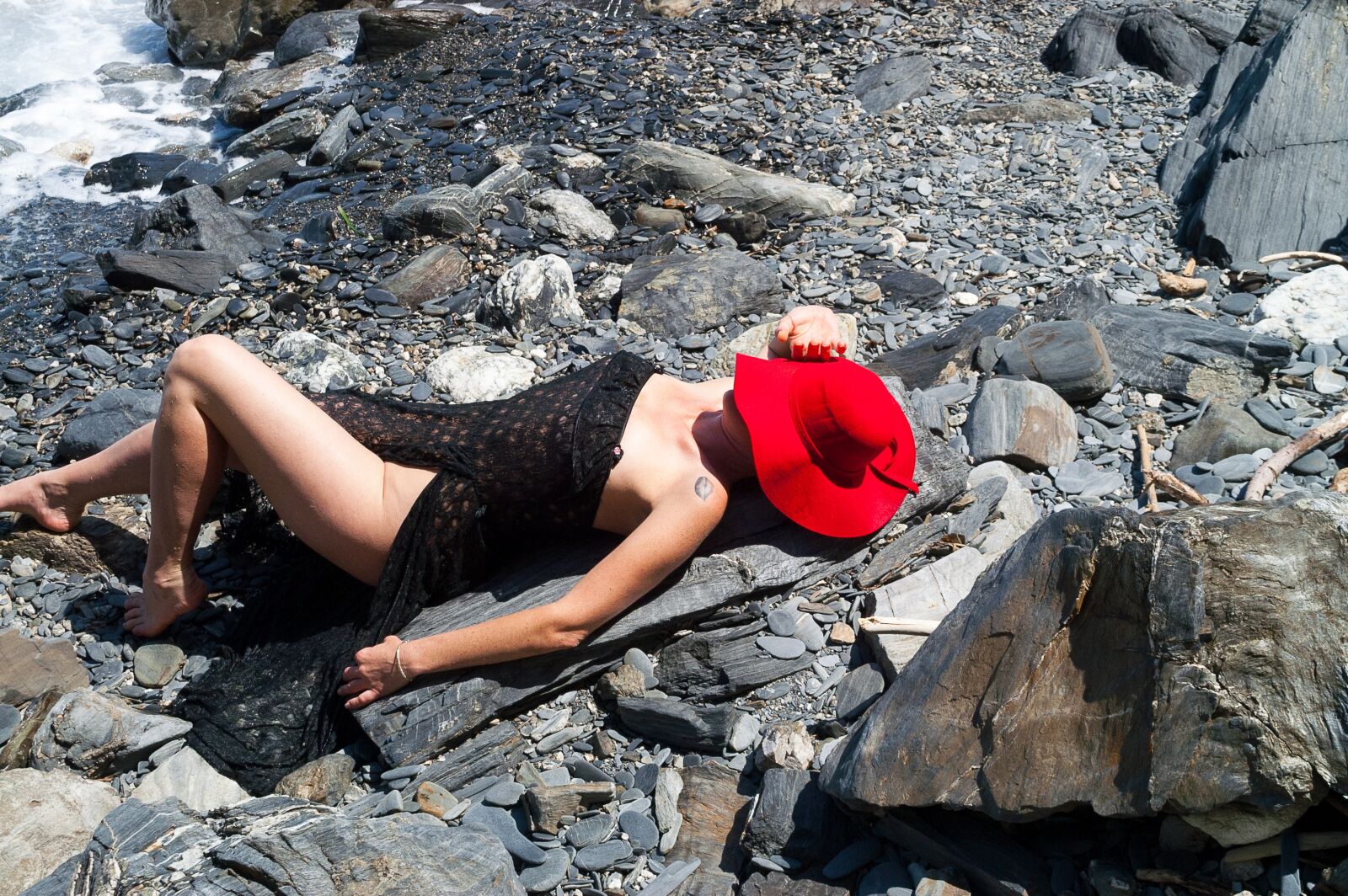 KONICA MINOLTA DYNAX 7D sample photo. Sensual, sensuality, woman photography