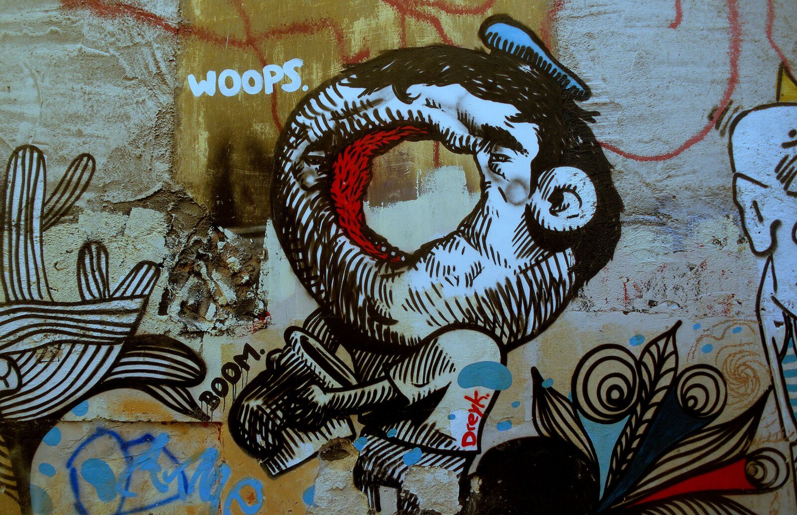 Pentax OPTIO L50 sample photo. Graffiti, athens, wall photography