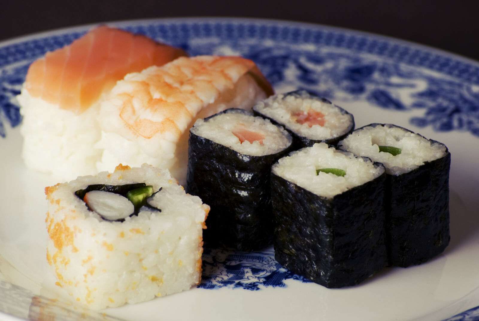 Nikon D60 sample photo. Food, sushi photography