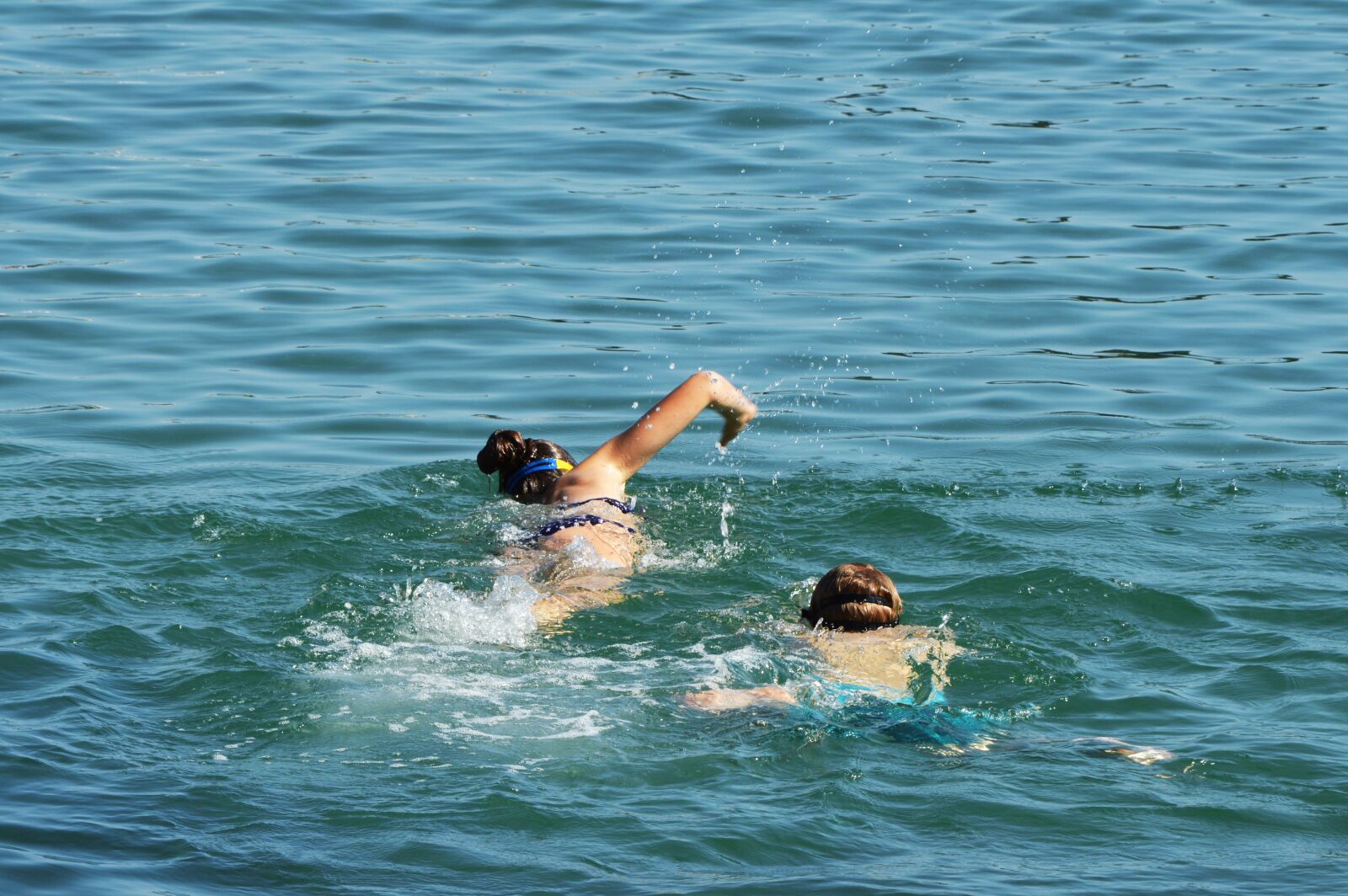 Nikon D3200 sample photo. Sea, swimming, rippled sea photography