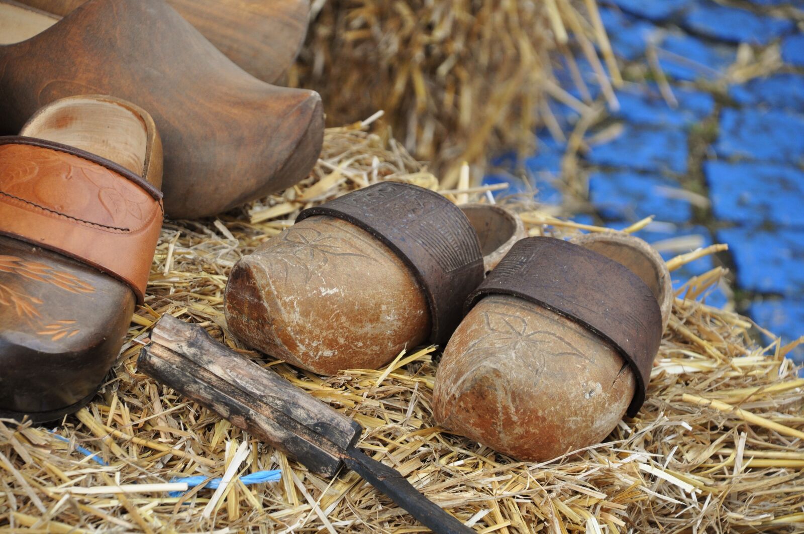 Nikon D90 sample photo. Clogs, wooden shoes, farm photography