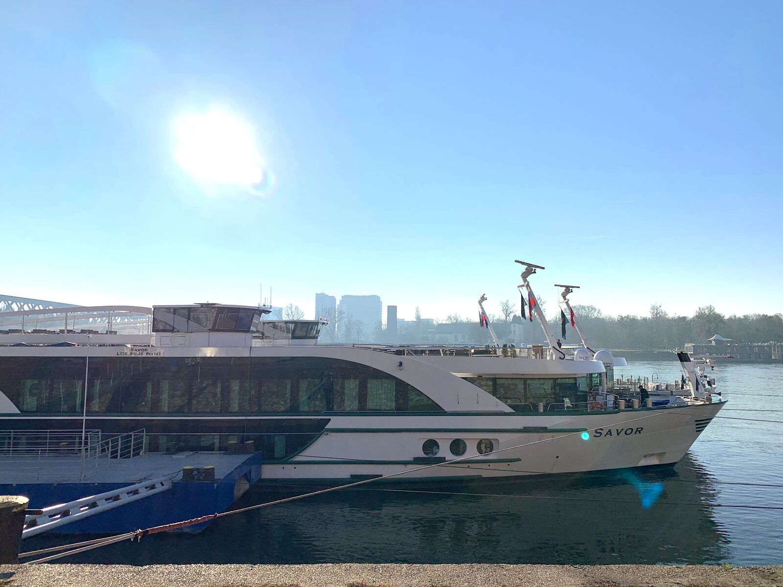 Apple iPhone XR sample photo. Bratislava, donau, castle photography