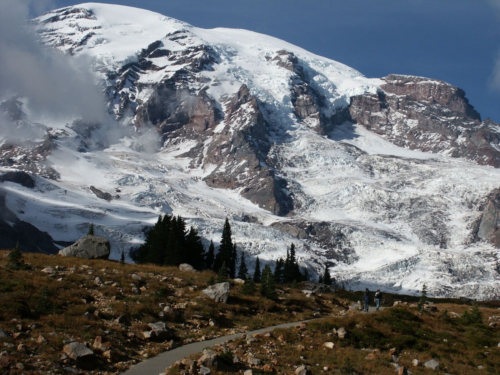 KONICA MINOLTA DiMAGE 7i sample photo. Mountain, mount rainier, snow photography