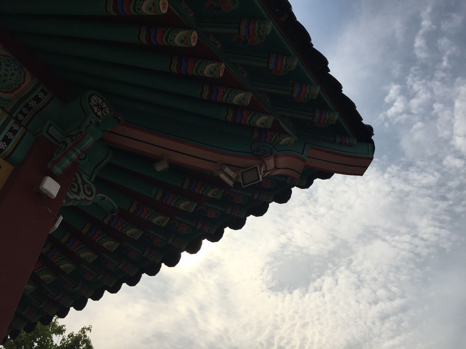 iPhone 6 Plus back camera 4.15mm f/2.2 sample photo. Ganglung, korea photography