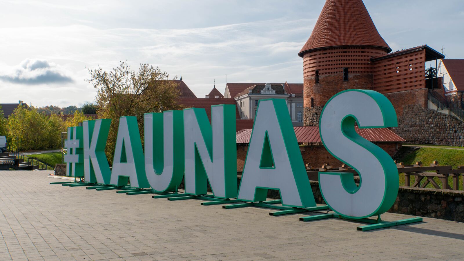 Sony a6500 sample photo. Kaunas, sign, castle lithuania photography
