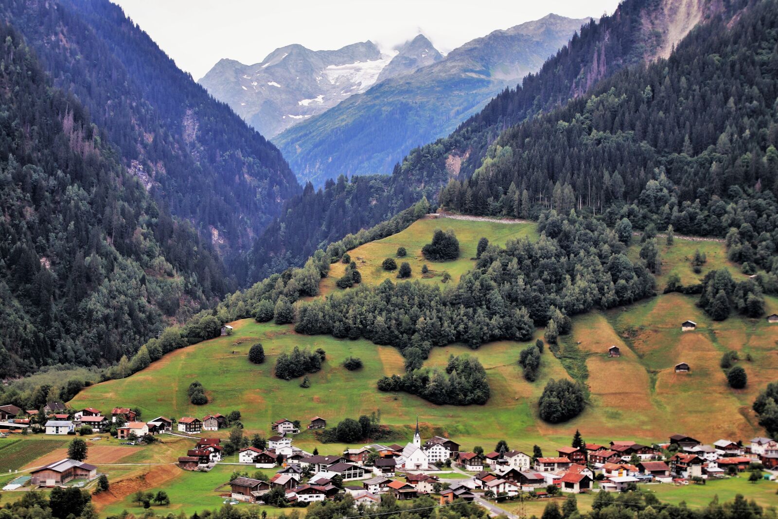 Canon EOS 80D sample photo. Far view, the alps photography