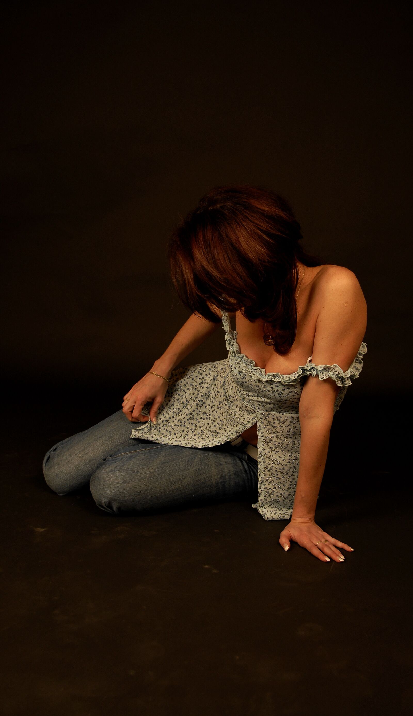Nikon D200 sample photo. Girl, shy, character photography