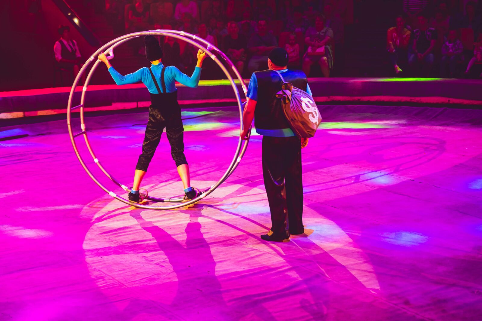 Nikon D750 sample photo. Acrobats, circus, acrobat photography
