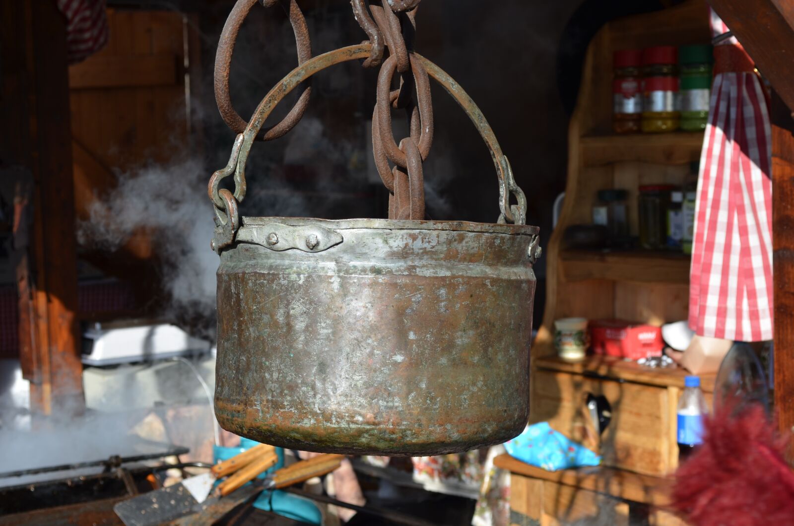 Nikon D5100 sample photo. Pot, metallic, cooking photography
