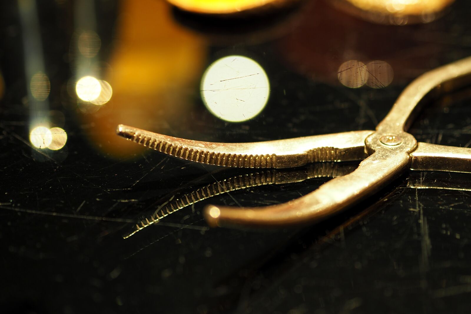 Olympus OM-D E-M5 II + Olympus M.Zuiko Digital 45mm F1.8 sample photo. The clutch, the khip photography