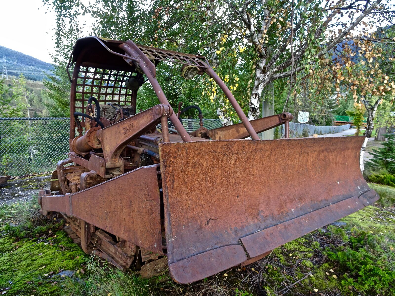 Sony Cyber-shot DSC-HX90V sample photo. Scraper, grader, bulldozer photography