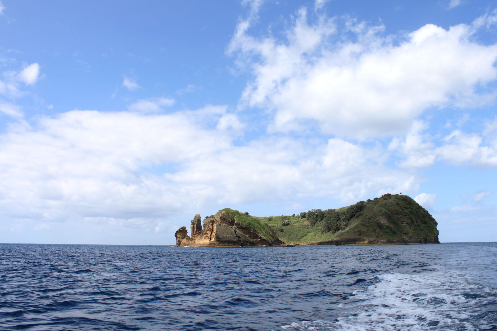 Canon EOS 500D (EOS Rebel T1i / EOS Kiss X3) sample photo. Azores, ocean, water photography