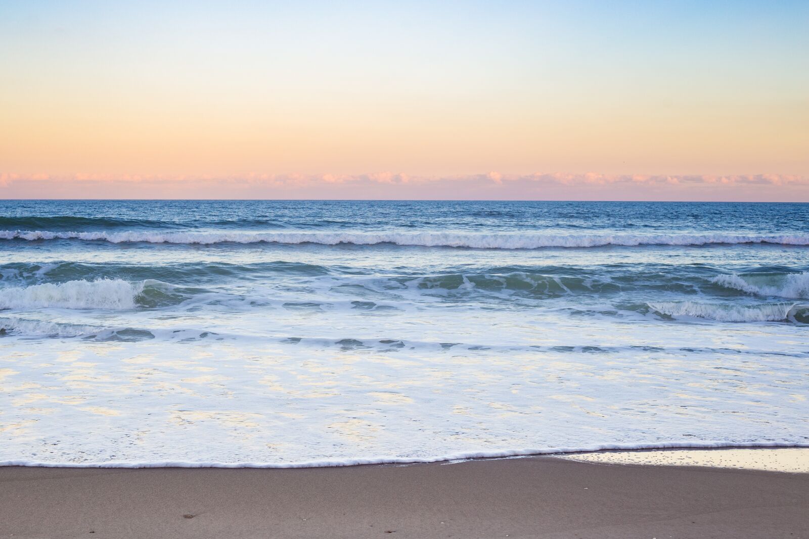 Canon EOS 6D + Canon EF 50mm F1.8 STM sample photo. Beach, sunset, ocean photography