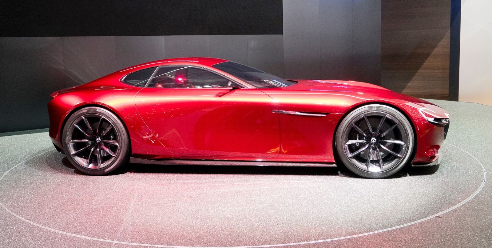 Panasonic Lumix DMC-LX100 sample photo. Automobile, mazda, rx-vision photography