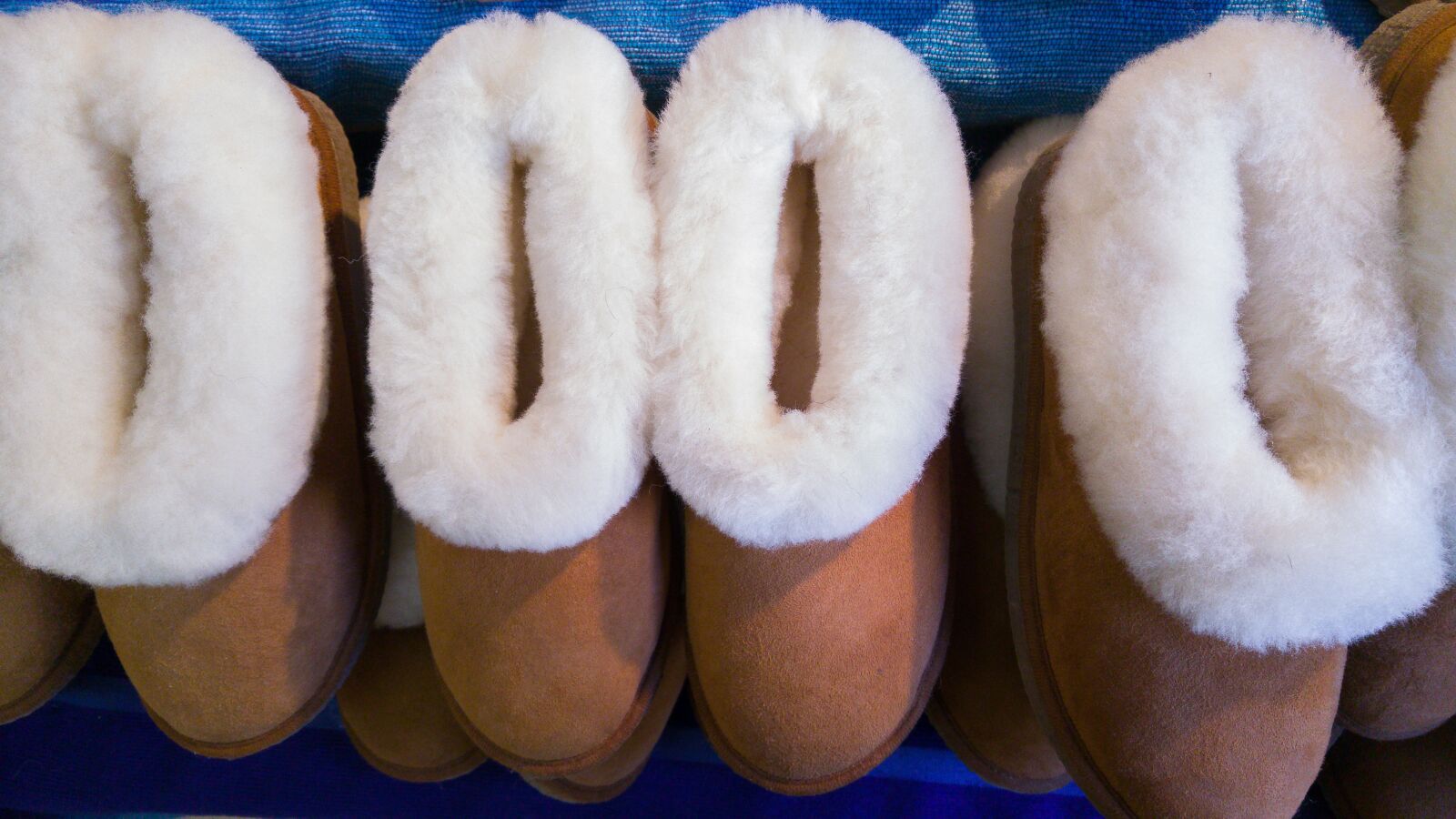 LG G4 sample photo. Slippers, shoe, skin photography