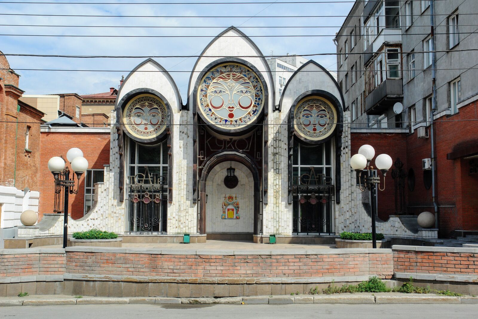 Sony DSC-R1 sample photo. Russia, novosibirsk, church photography