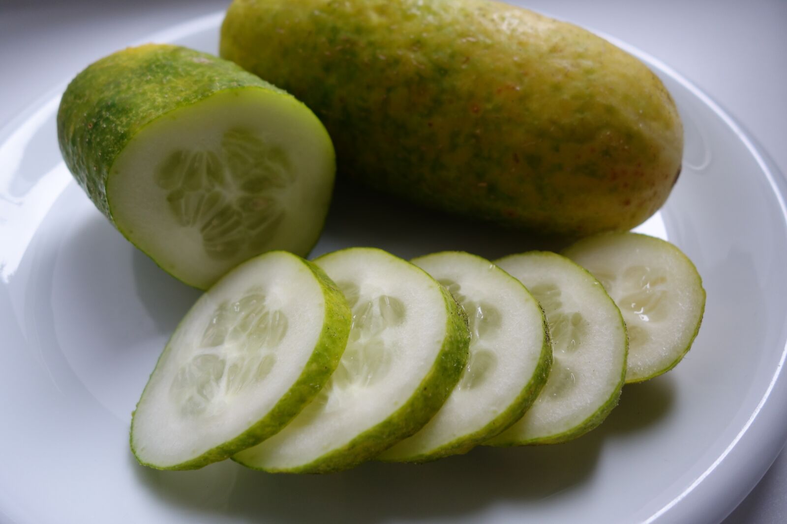 Sony Cyber-shot DSC-RX100 II sample photo. Braised, cucumber, vegetables photography