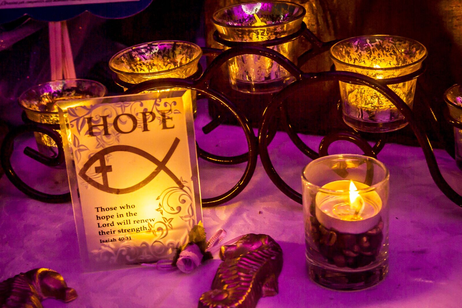 Canon EOS 7D sample photo. "Hope, love, candles" photography
