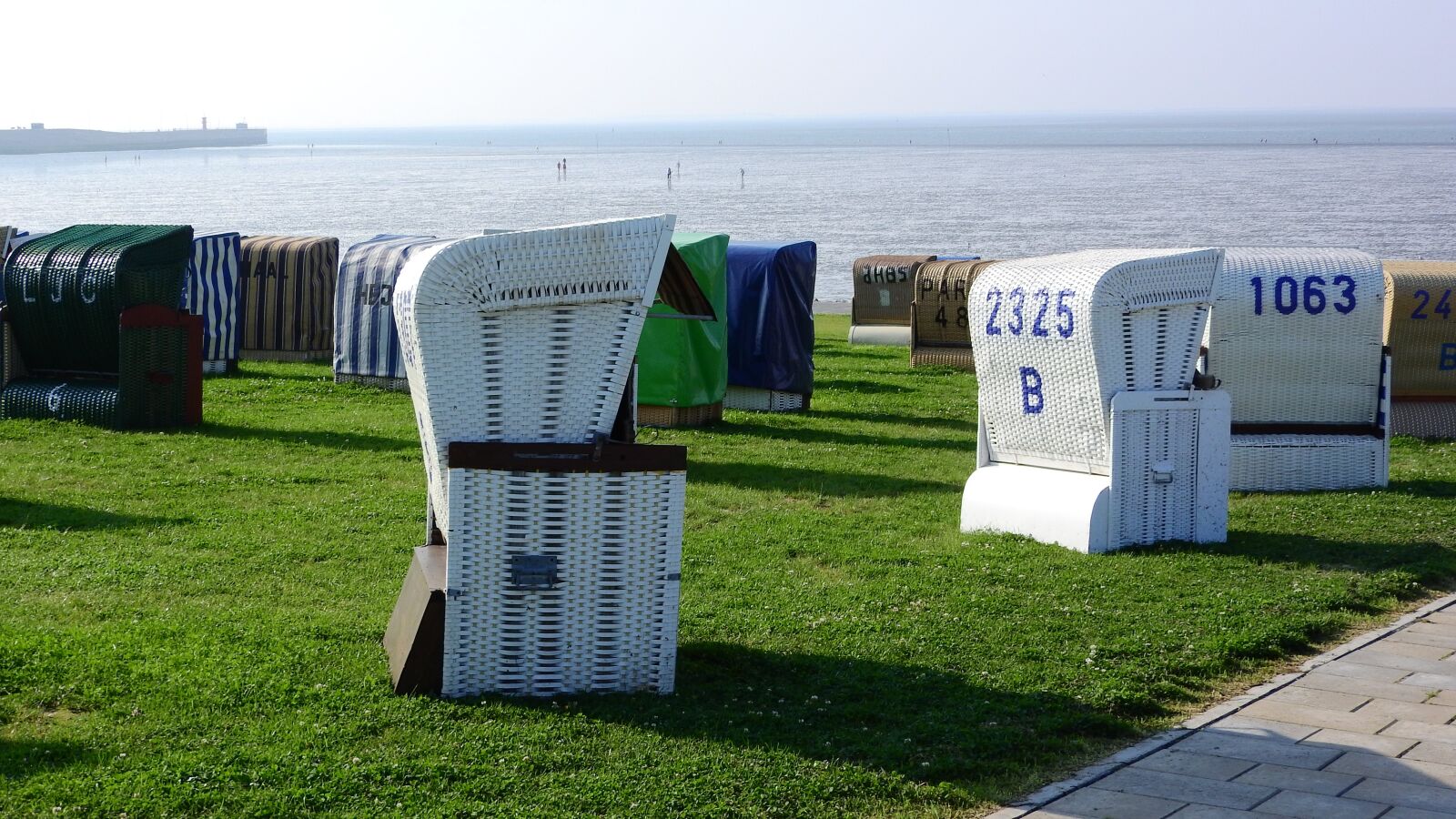 Nikon Coolpix P610 sample photo. Beach, sea, holidays photography