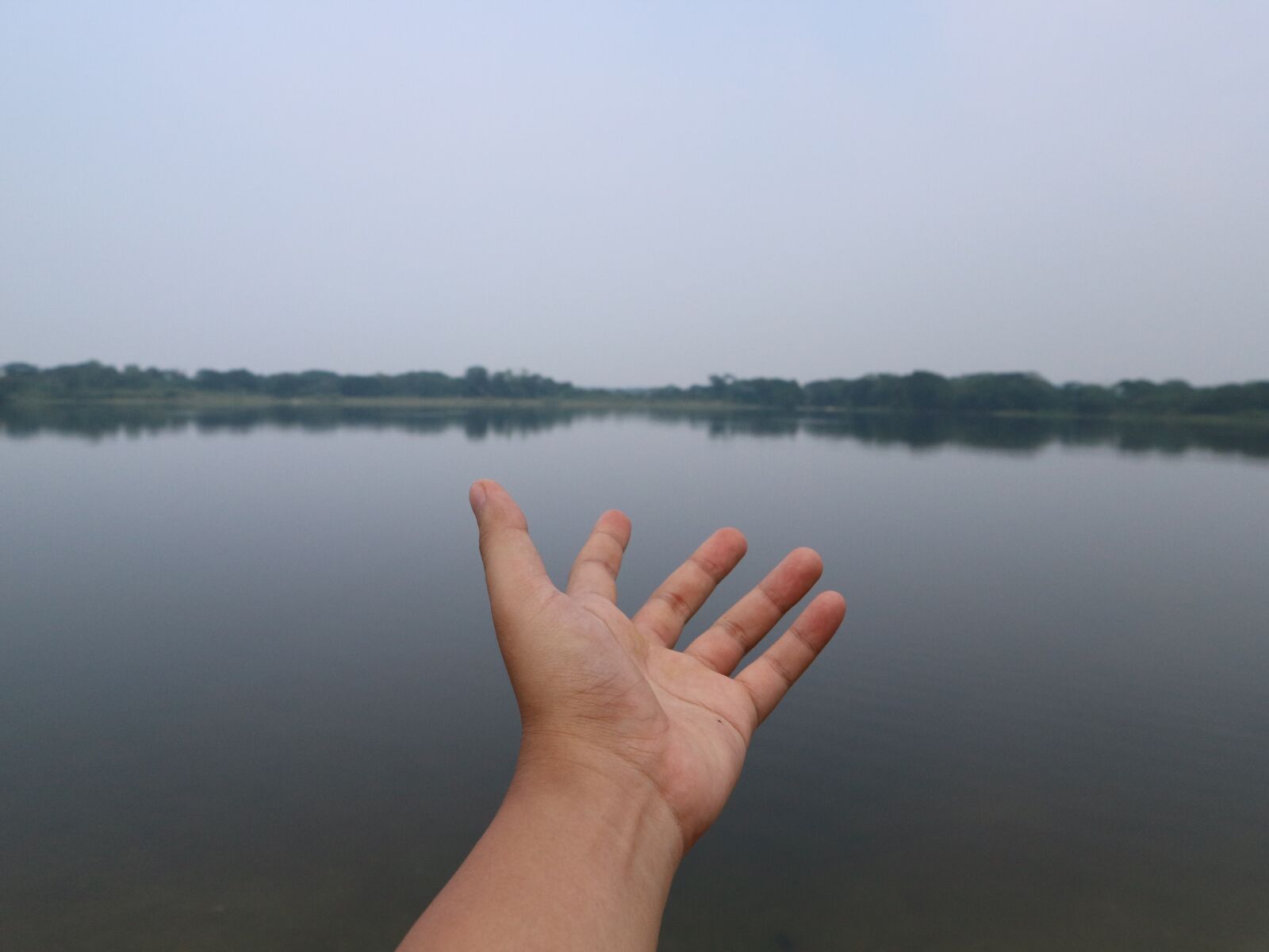 Canon EOS M10 sample photo. Hand, hope, lake photography