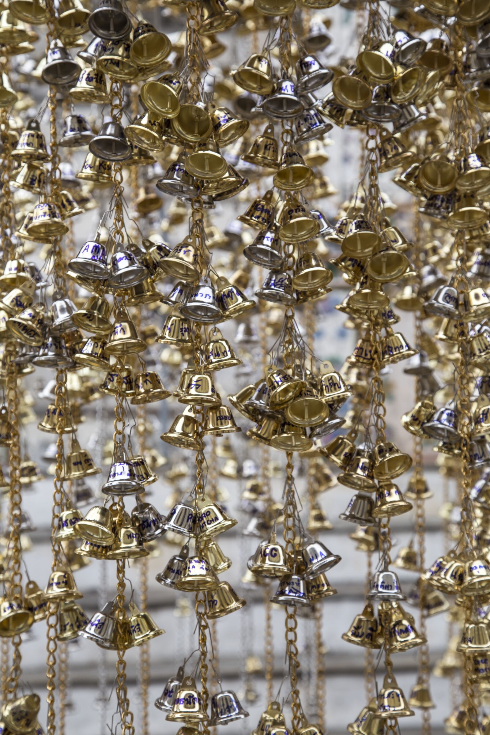 Canon EOS 6D + Canon EF 24-105mm F4L IS USM sample photo. Temple, bells, hang photography