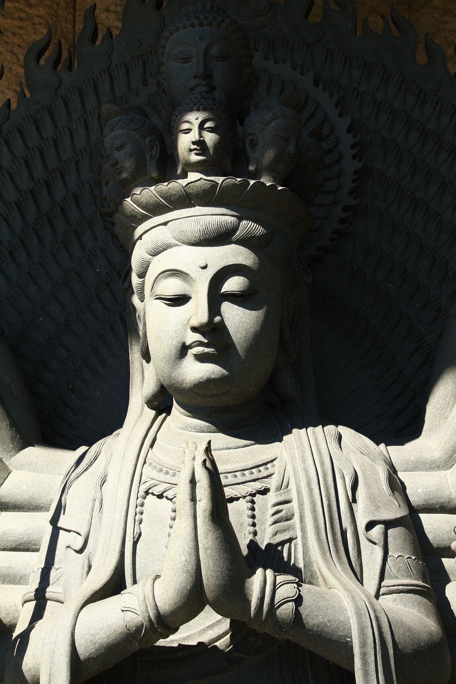Canon EOS 7D sample photo. A, people, sculpture photography