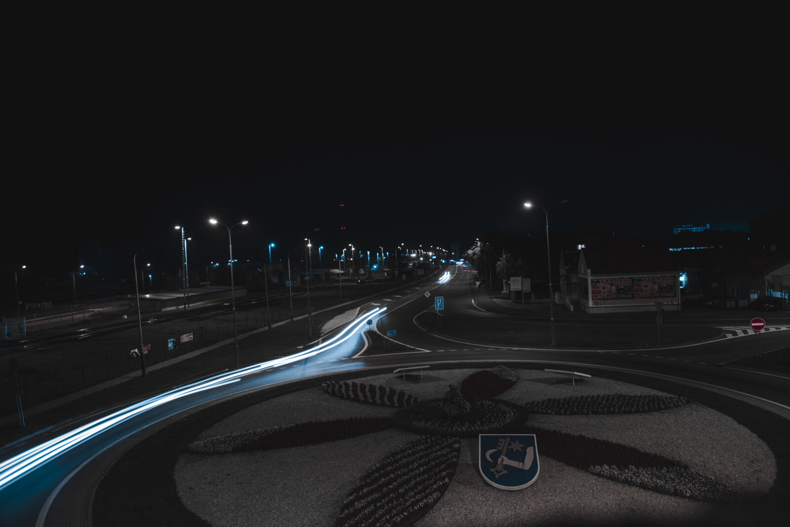 Nikon D800 sample photo. Car, cars, light, night photography