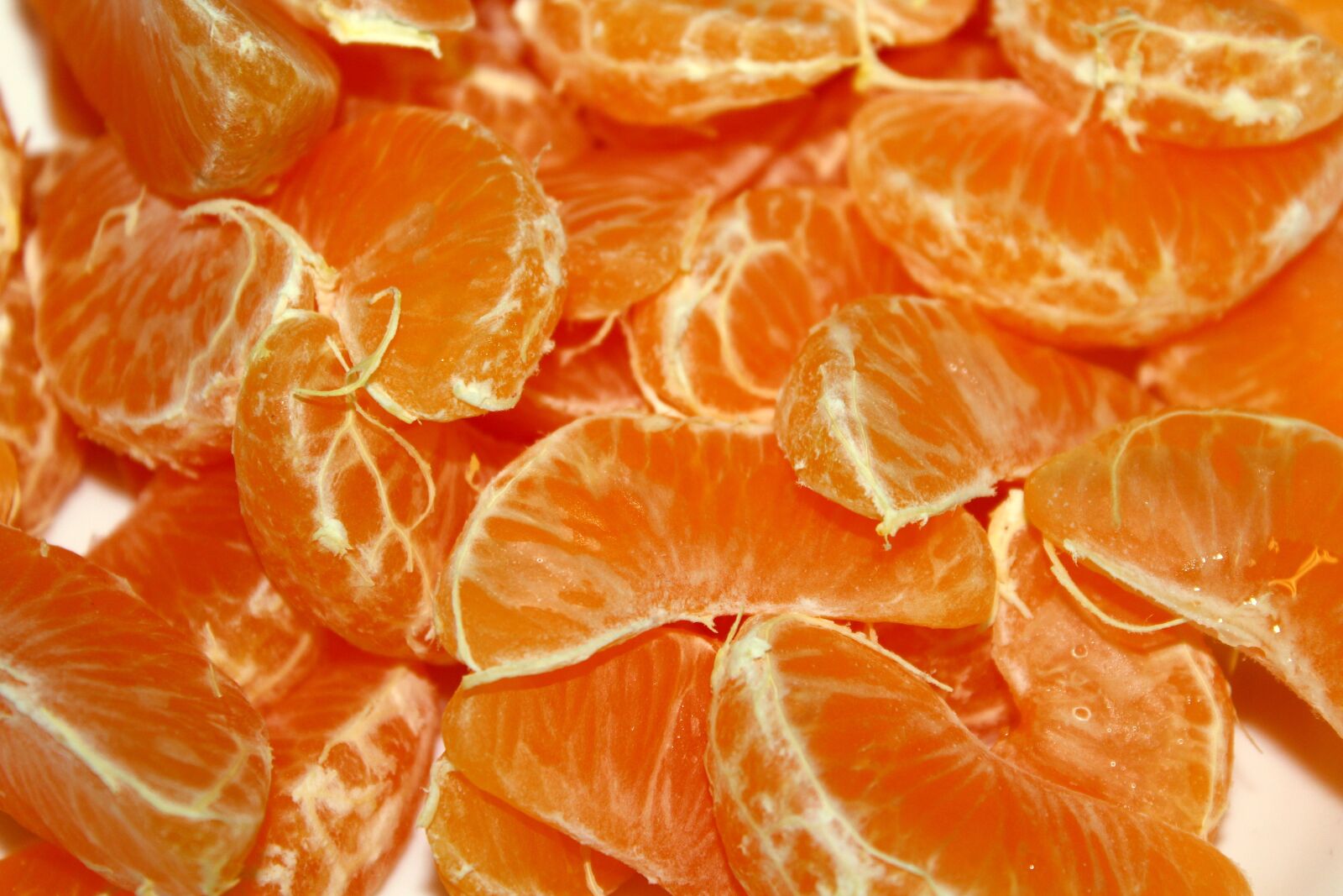 Canon EOS 1200D (EOS Rebel T5 / EOS Kiss X70 / EOS Hi) sample photo. Mandarins, fruit, particles photography