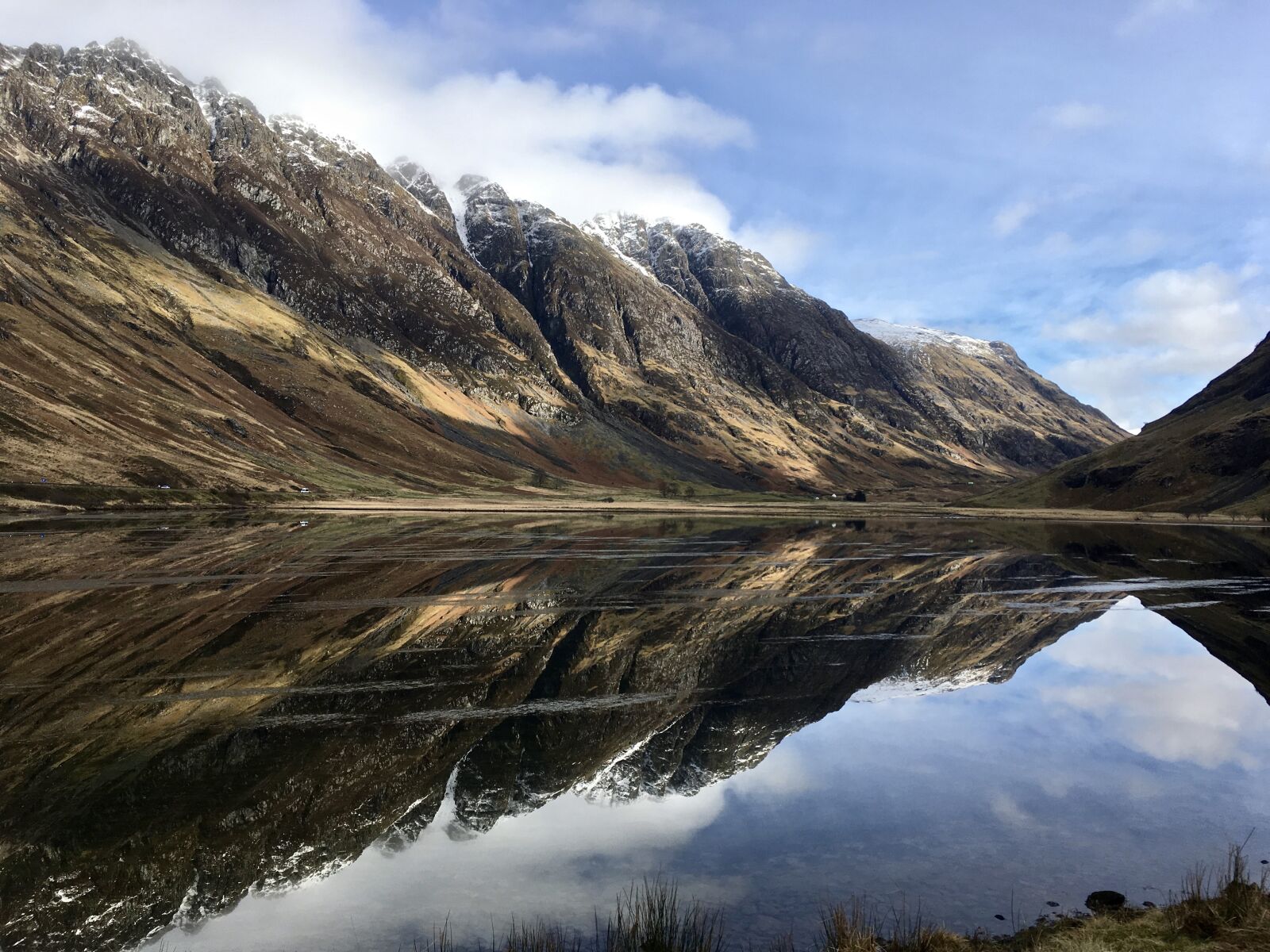 iPhone SE back camera 4.15mm f/2.2 sample photo. Scotland, hiking, outdoors photography