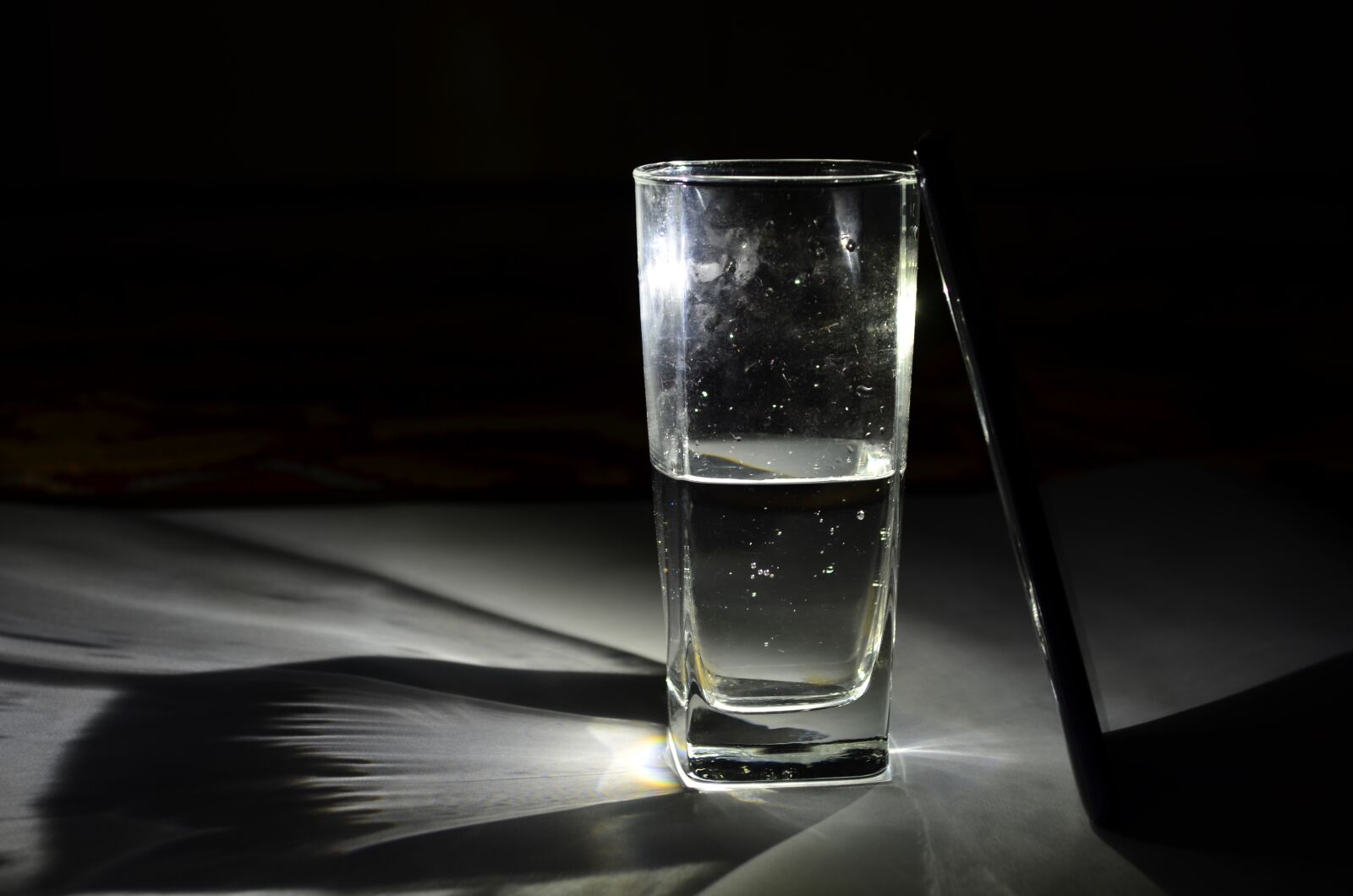 Nikon D5100 sample photo. Glass, rainbow, chemistry photography