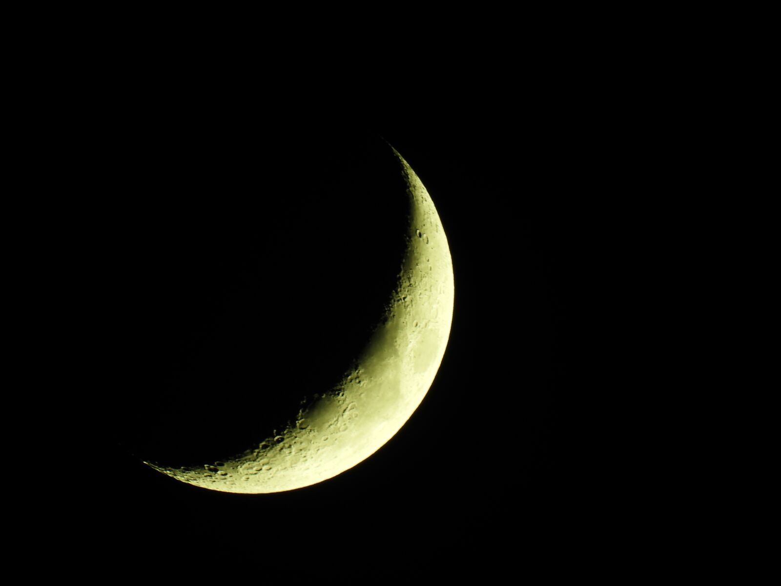 Nikon Coolpix P950 sample photo. Moon, dark, night photography