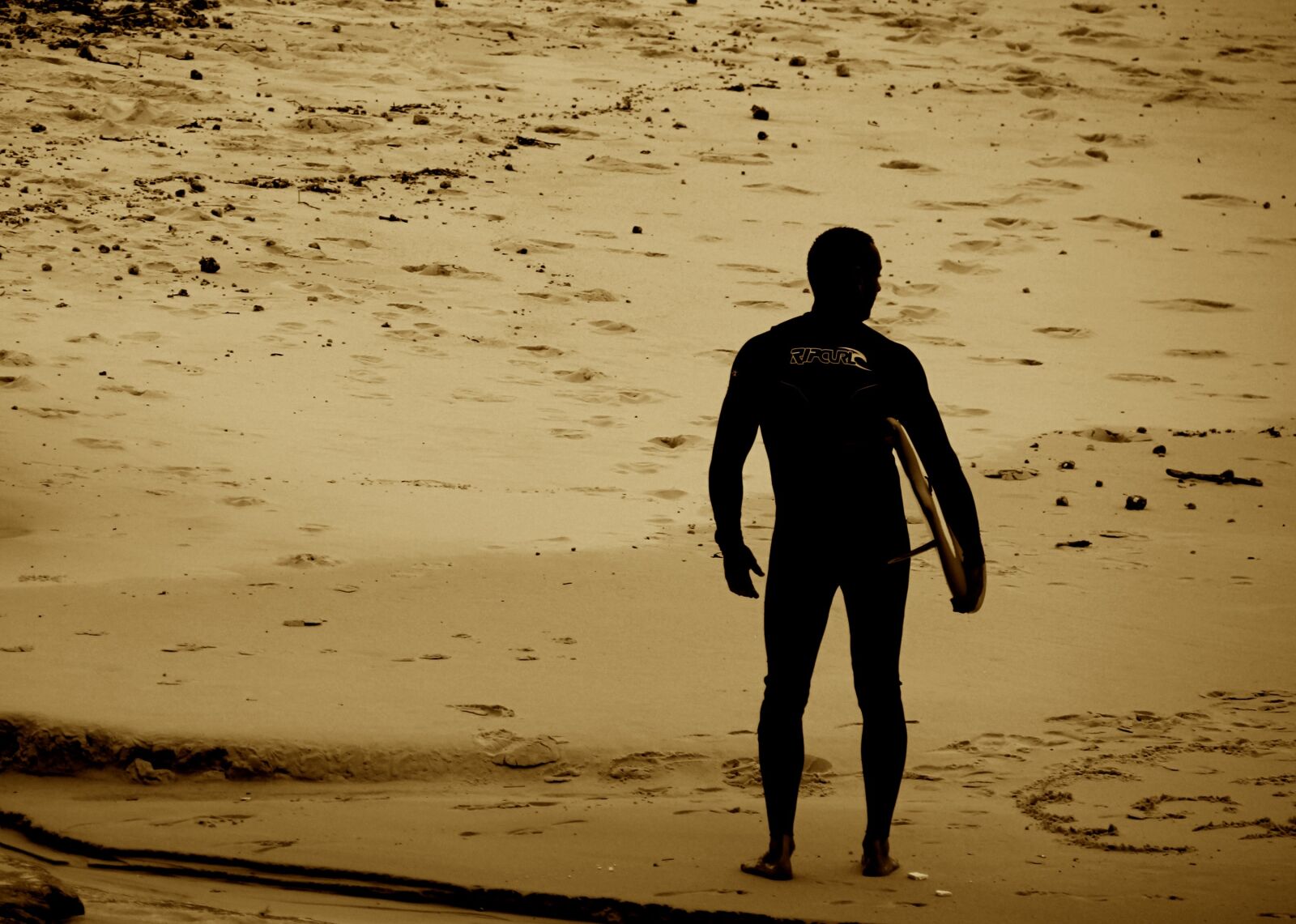 Canon EOS 600D (Rebel EOS T3i / EOS Kiss X5) sample photo. Surfer, surf, surfboard photography