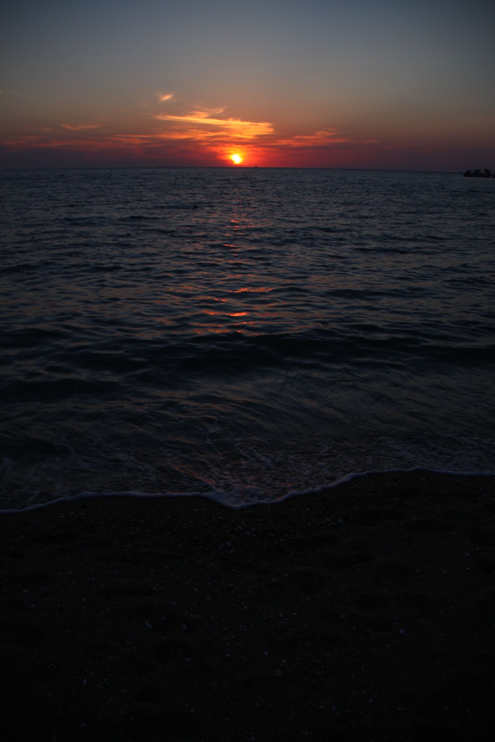 Canon EOS 50D sample photo. Sea, glow, twilight photography