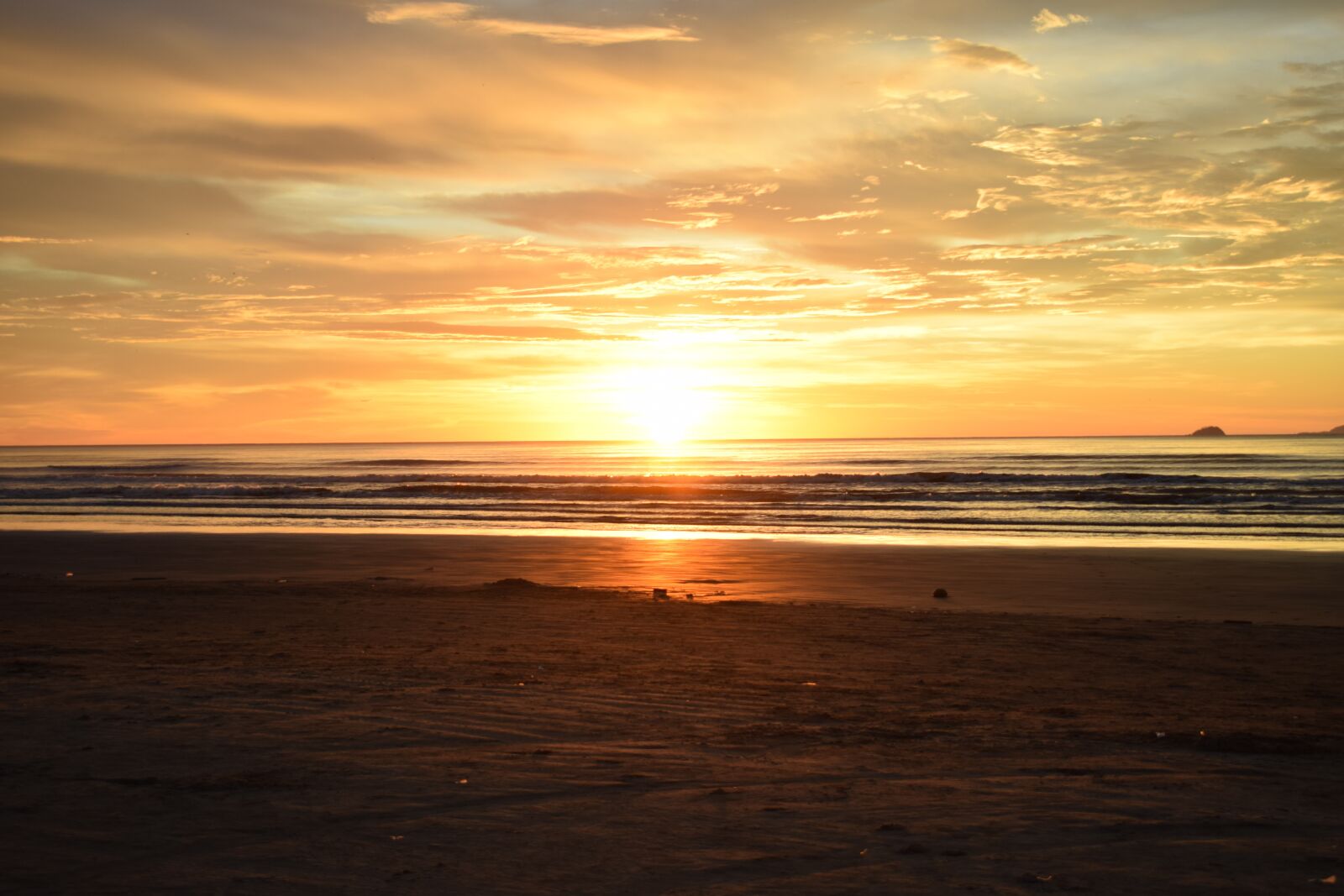 Nikon D3300 sample photo. Sunset, beach, sea photography