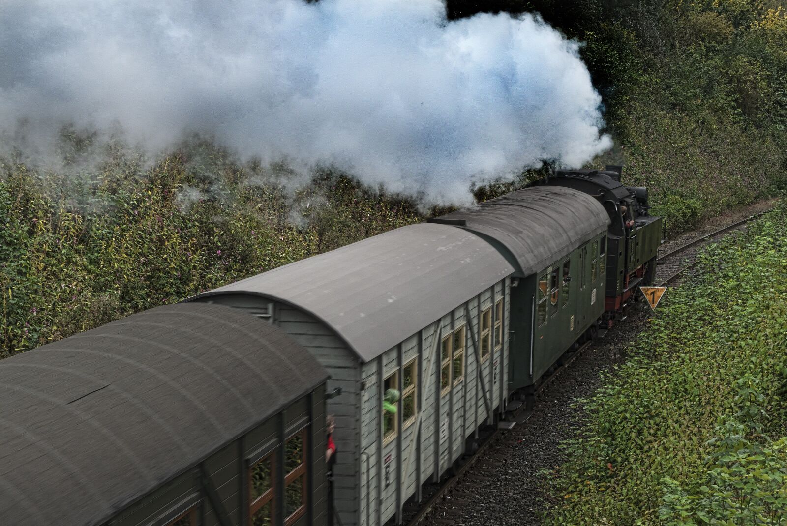 Panasonic Lumix DMC-FZ1000 sample photo. Steam locomotive, tank locomotive photography