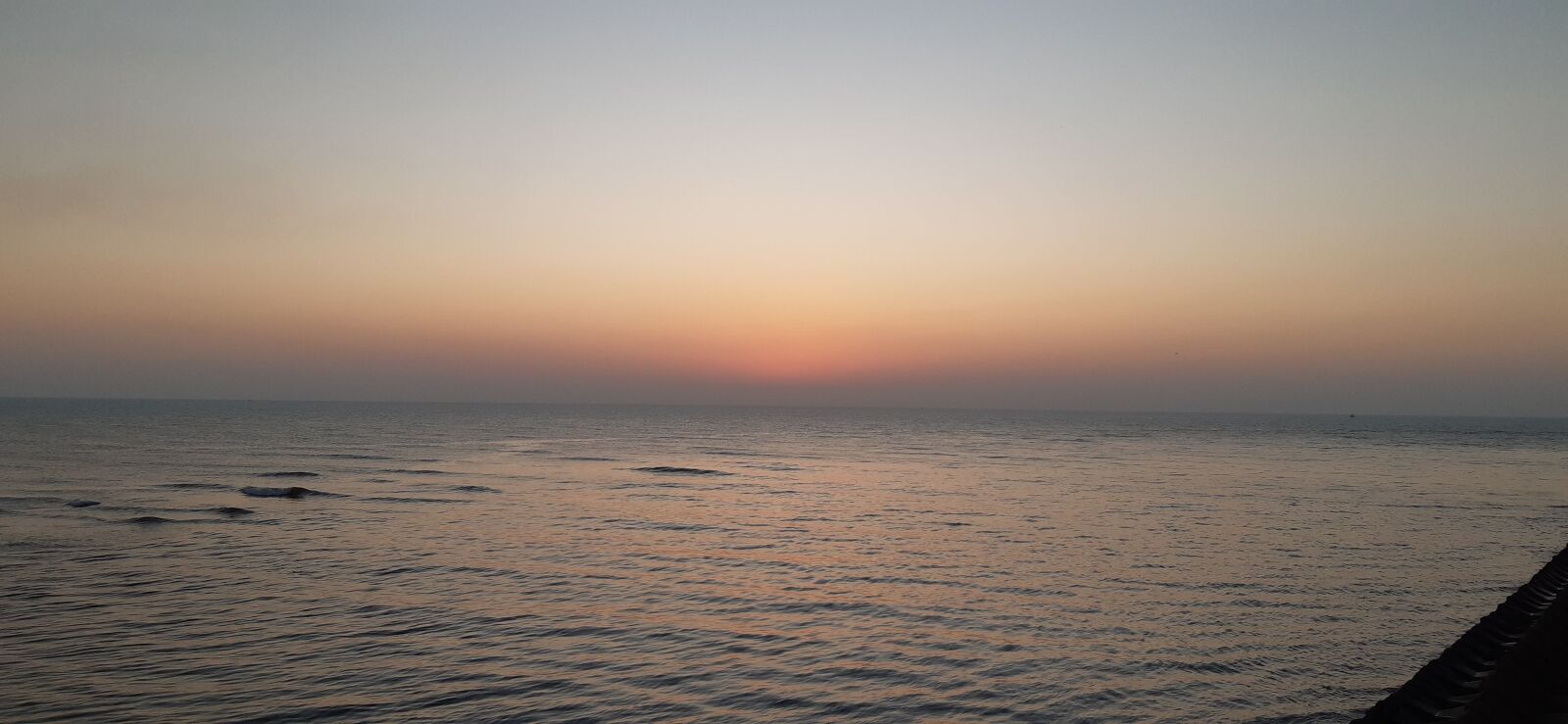 Samsung Galaxy A30 sample photo. Sunset, ocean, beach photography