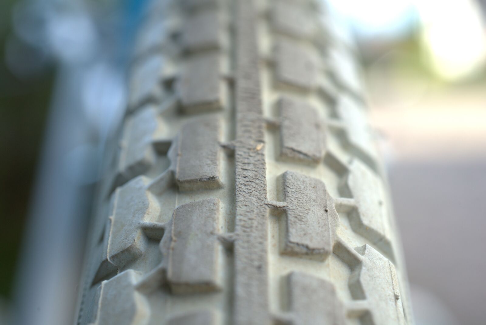 Sony FE 50mm F2.8 Macro sample photo. Profile, mature, wheel photography