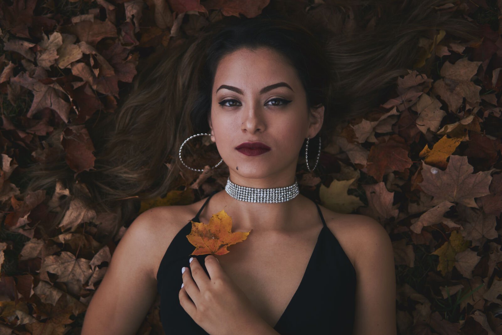 30mm F1.4 DC DN | Contemporary 016 sample photo. Adult, attractive, beautiful, dark photography
