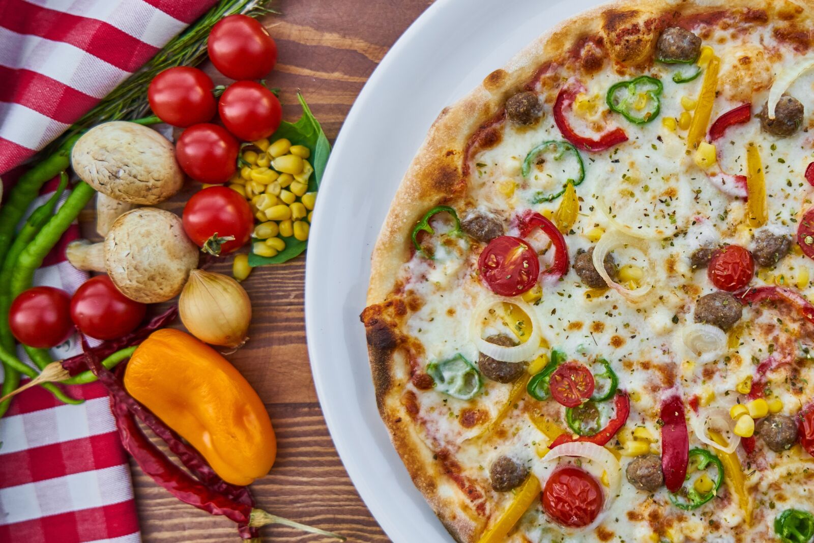 Sony a7R II sample photo. Pizza, margarita, dough photography