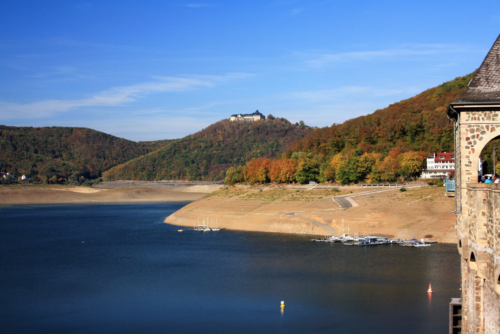 Canon EOS 1000D (EOS Digital Rebel XS / EOS Kiss F) sample photo. Edersee, castle waldeck, castle photography