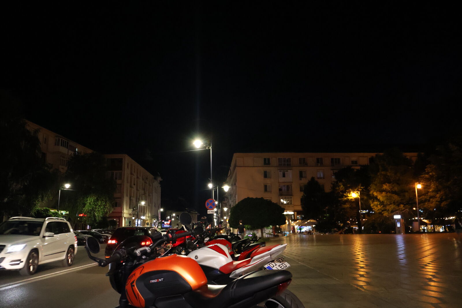 Canon EOS R50 sample photo