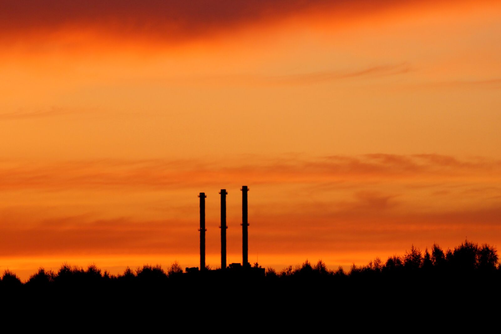 Canon EOS 600D (Rebel EOS T3i / EOS Kiss X5) sample photo. Sunset, landscape, evening sky photography
